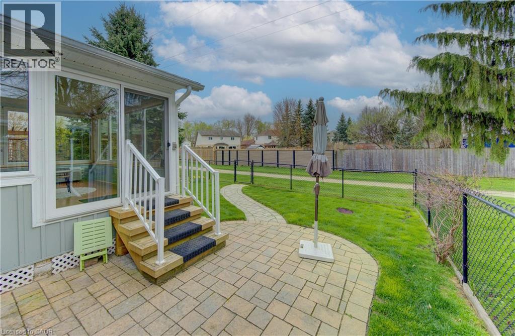 487 BRENTCLIFFE Drive thumbnail 40