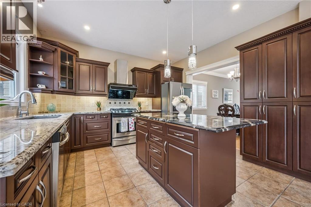 872 CREEKSIDE Drive thumbnail 18