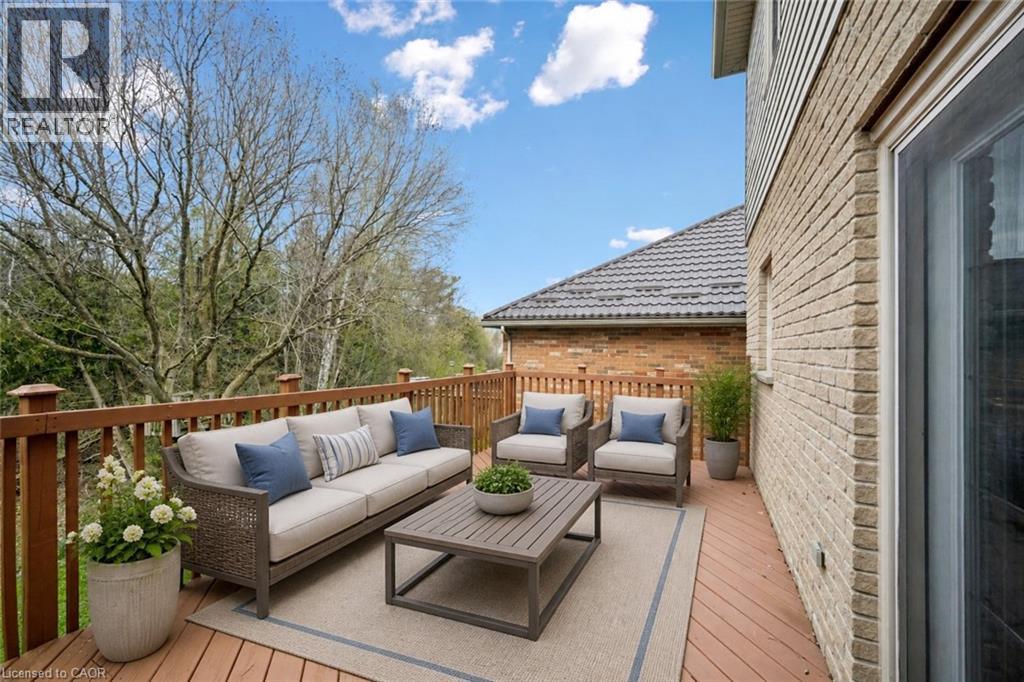 872 CREEKSIDE Drive thumbnail 43