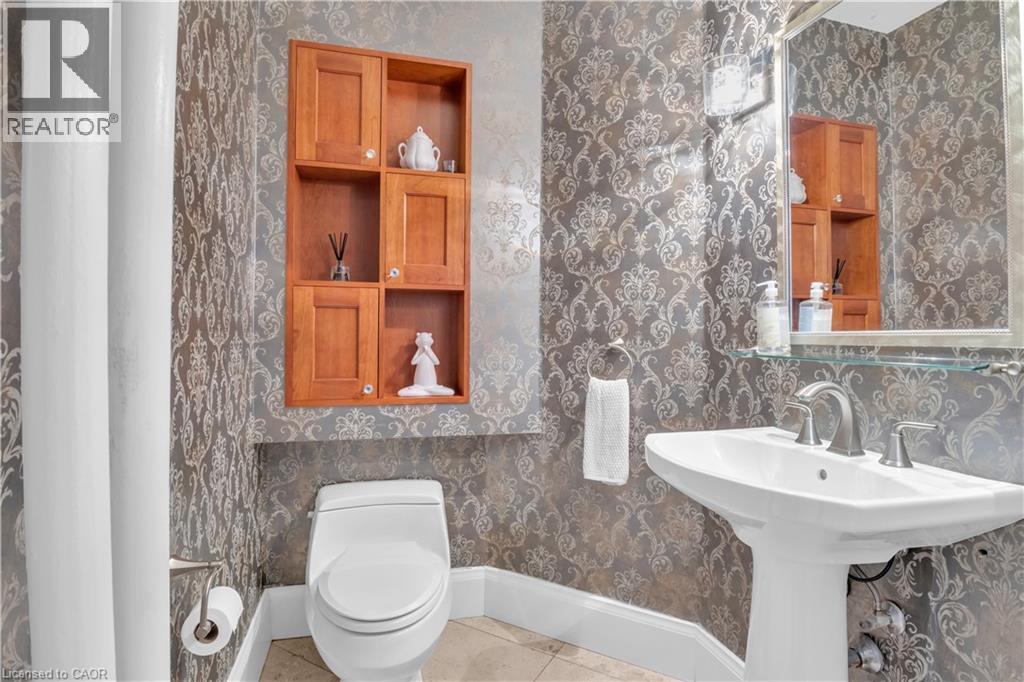18 BRANT Road N thumbnail 18