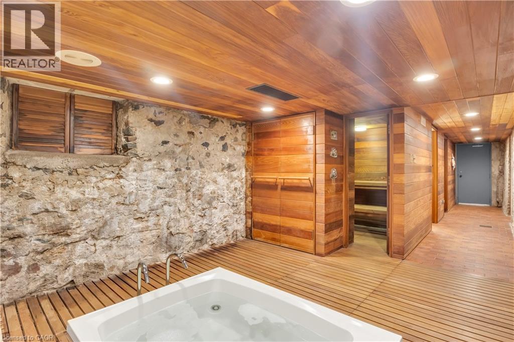18 BRANT Road N thumbnail 35