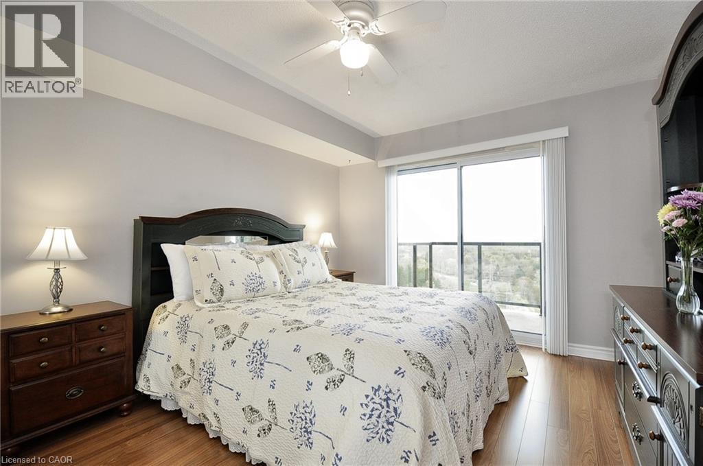 237 W KING Street W Unit# 1202 thumbnail 18