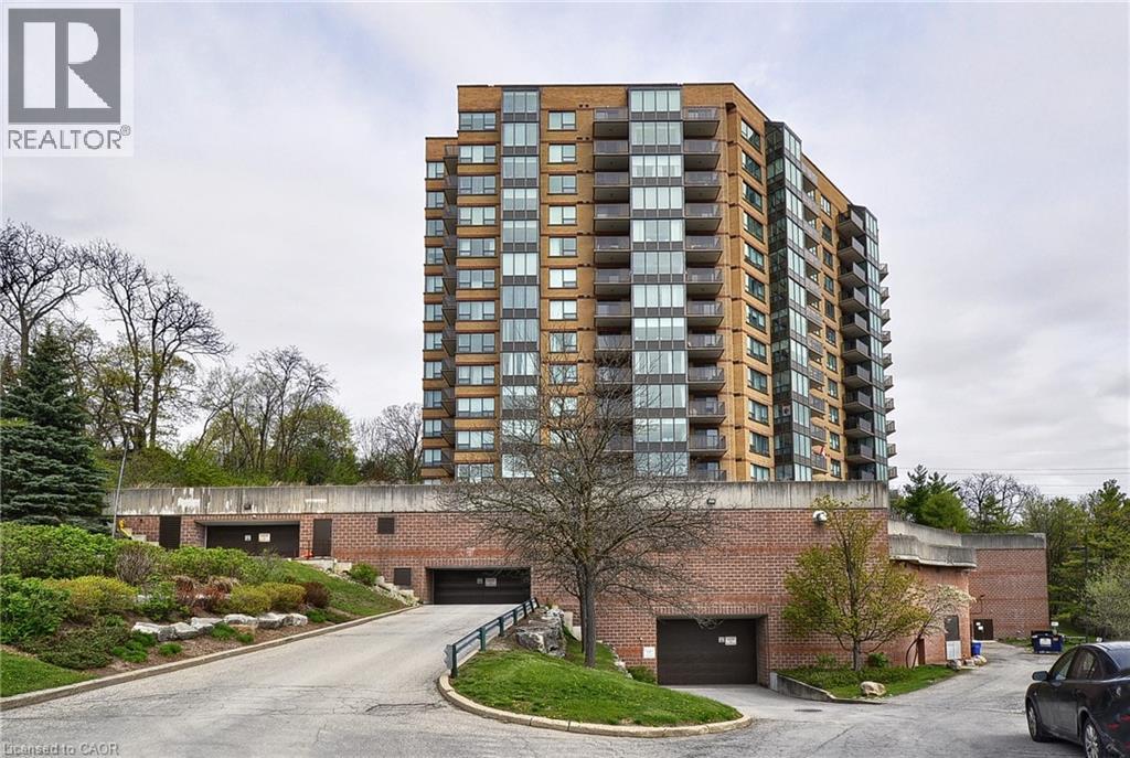 237 W KING Street W Unit# 1202 thumbnail 2