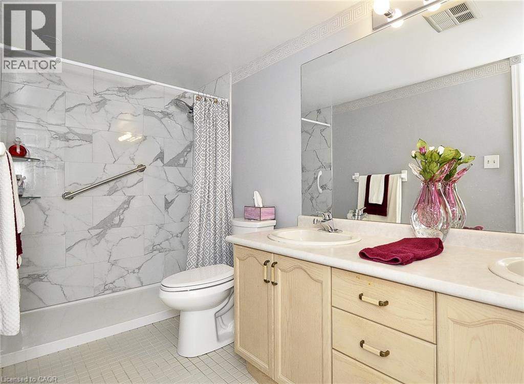 237 W KING Street W Unit# 1202 thumbnail 22