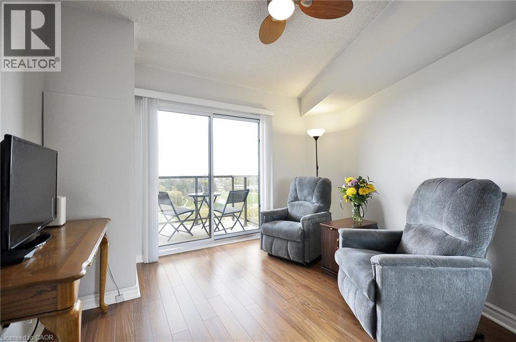 237 W KING Street W Unit# 1202 thumbnail 24