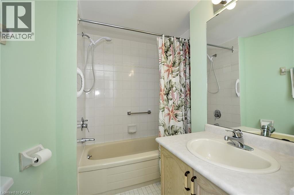 237 W KING Street W Unit# 1202 thumbnail 28