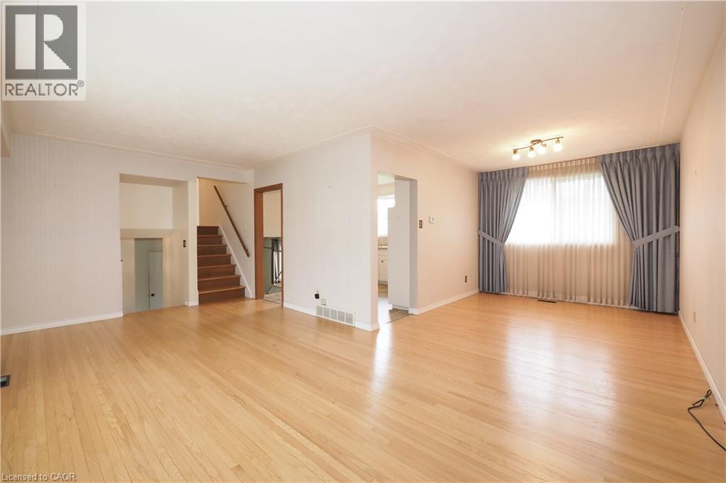 76 CLOVERDALE Crescent thumbnail 12
