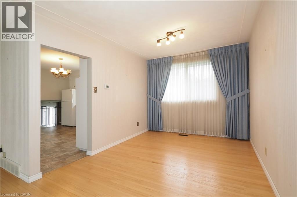 76 CLOVERDALE Crescent thumbnail 13