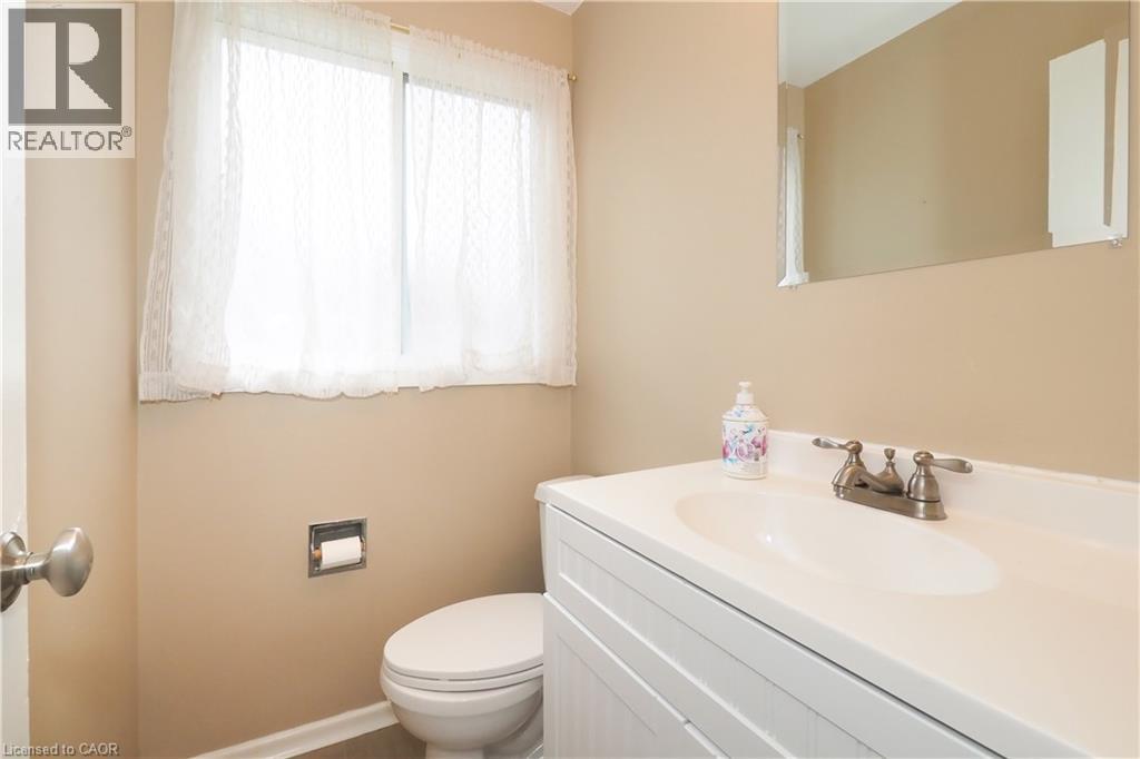 76 CLOVERDALE Crescent thumbnail 22