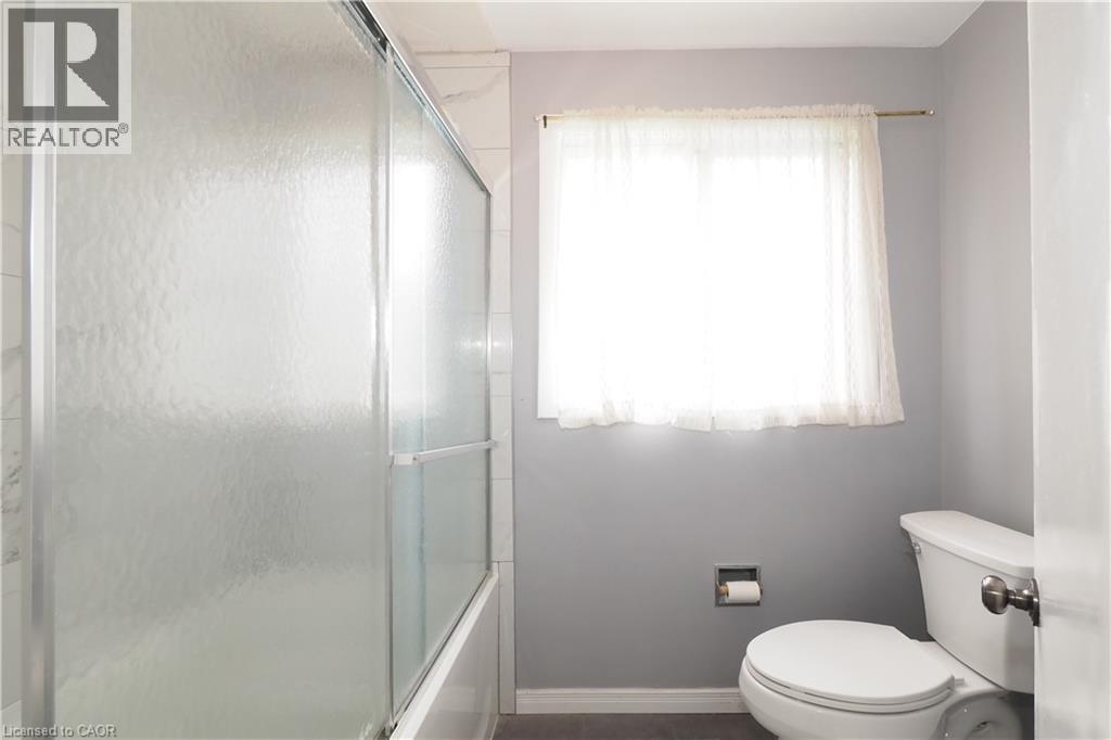 76 CLOVERDALE Crescent thumbnail 31