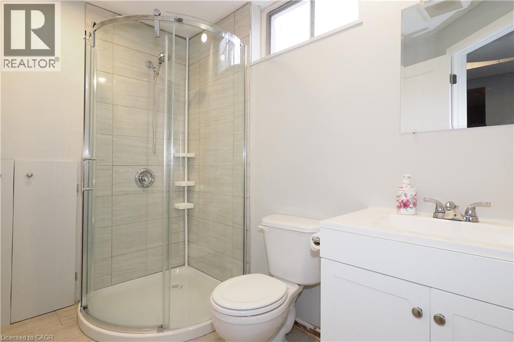 76 CLOVERDALE Crescent thumbnail 36