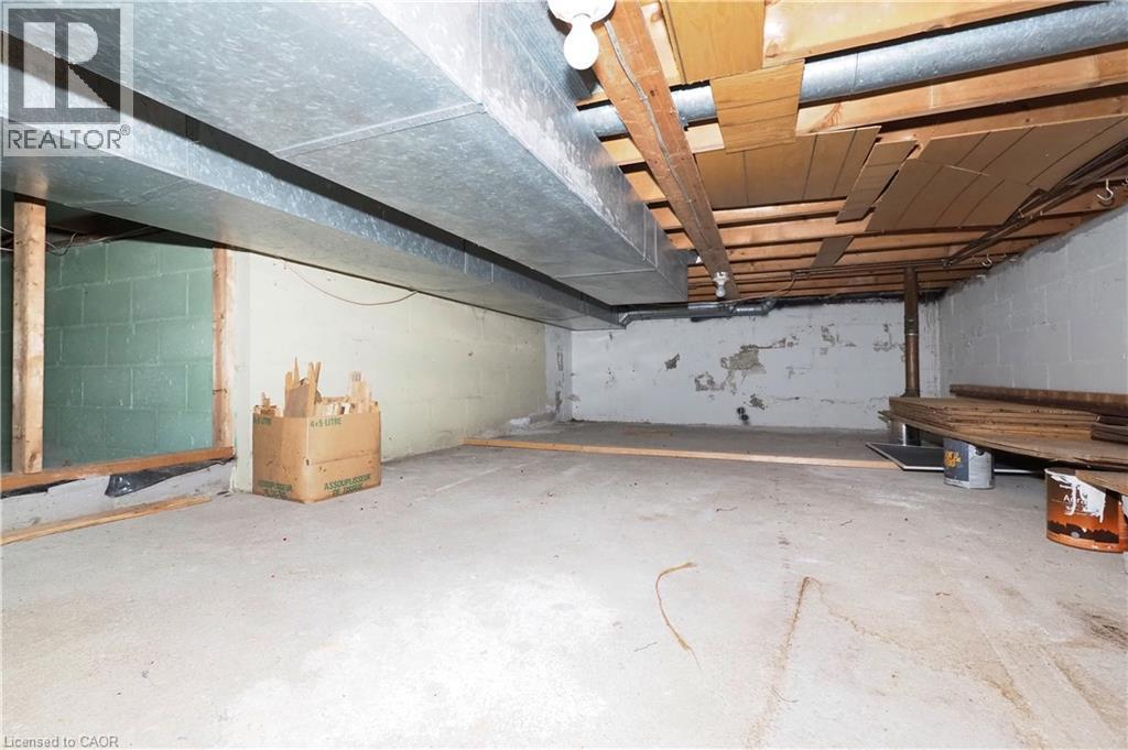 76 CLOVERDALE Crescent thumbnail 37