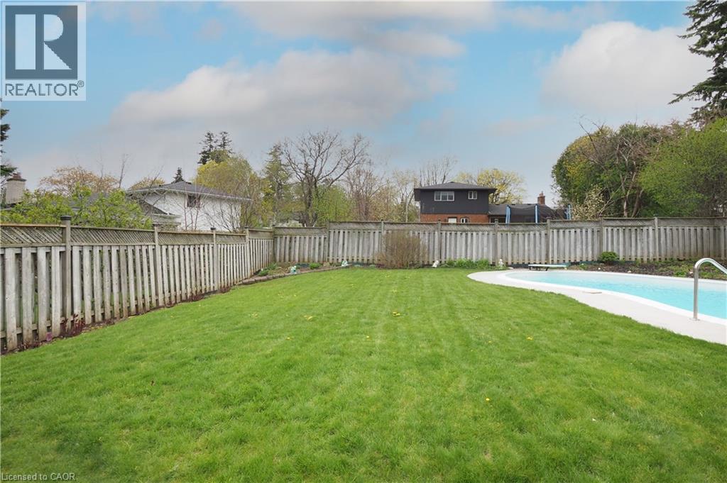 76 CLOVERDALE Crescent thumbnail 40