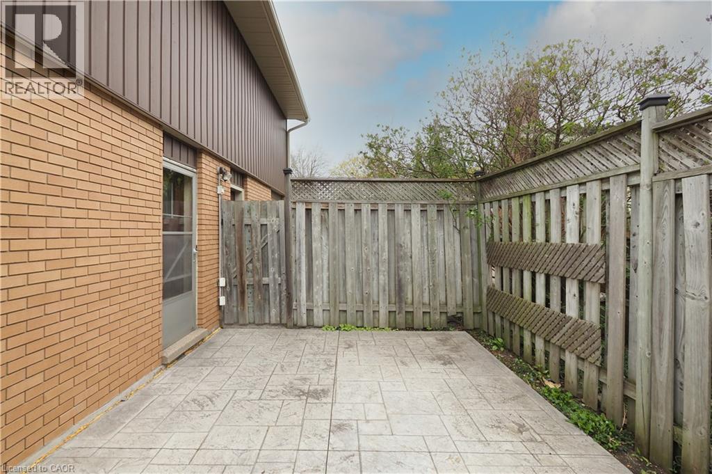 76 CLOVERDALE Crescent thumbnail 41