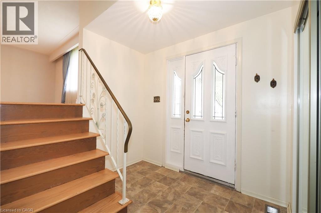 76 CLOVERDALE Crescent thumbnail 6