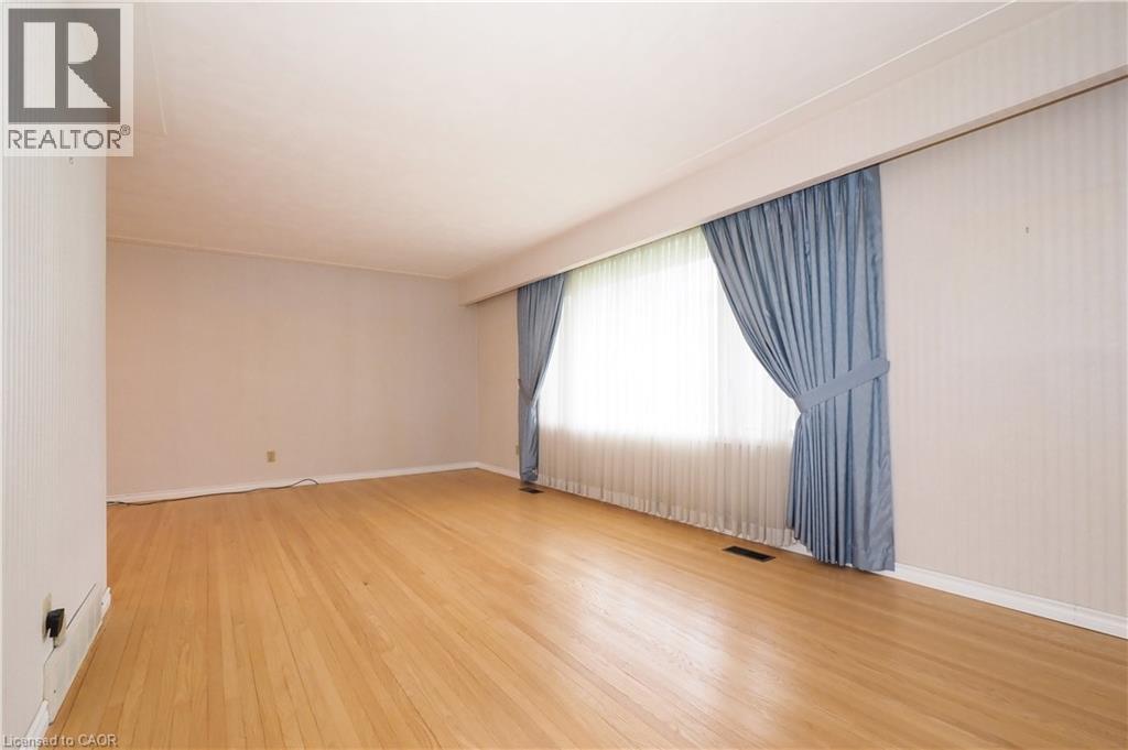 76 CLOVERDALE Crescent thumbnail 9