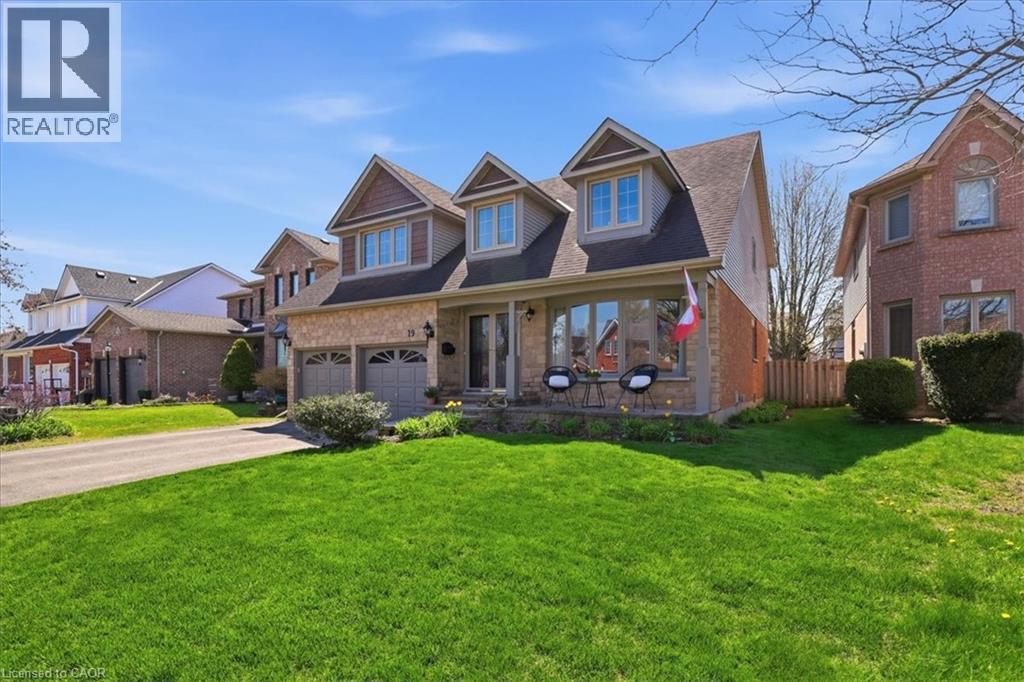 19 FORESTVIEW Drive thumbnail 2