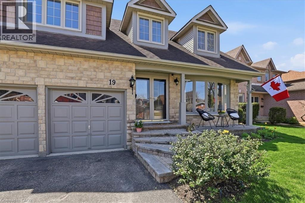 19 FORESTVIEW Drive thumbnail 4