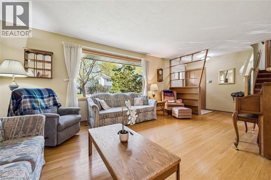 39 CHARLOTTE Crescent thumbnail 10