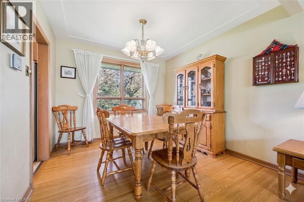 39 CHARLOTTE Crescent thumbnail 11