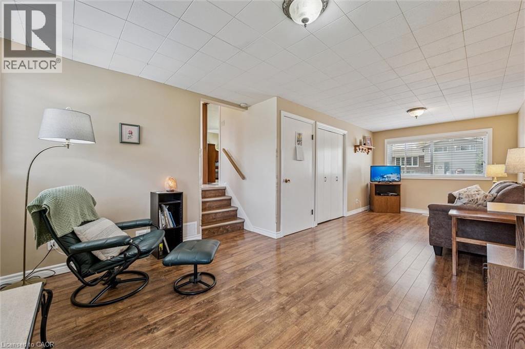 39 CHARLOTTE Crescent thumbnail 26