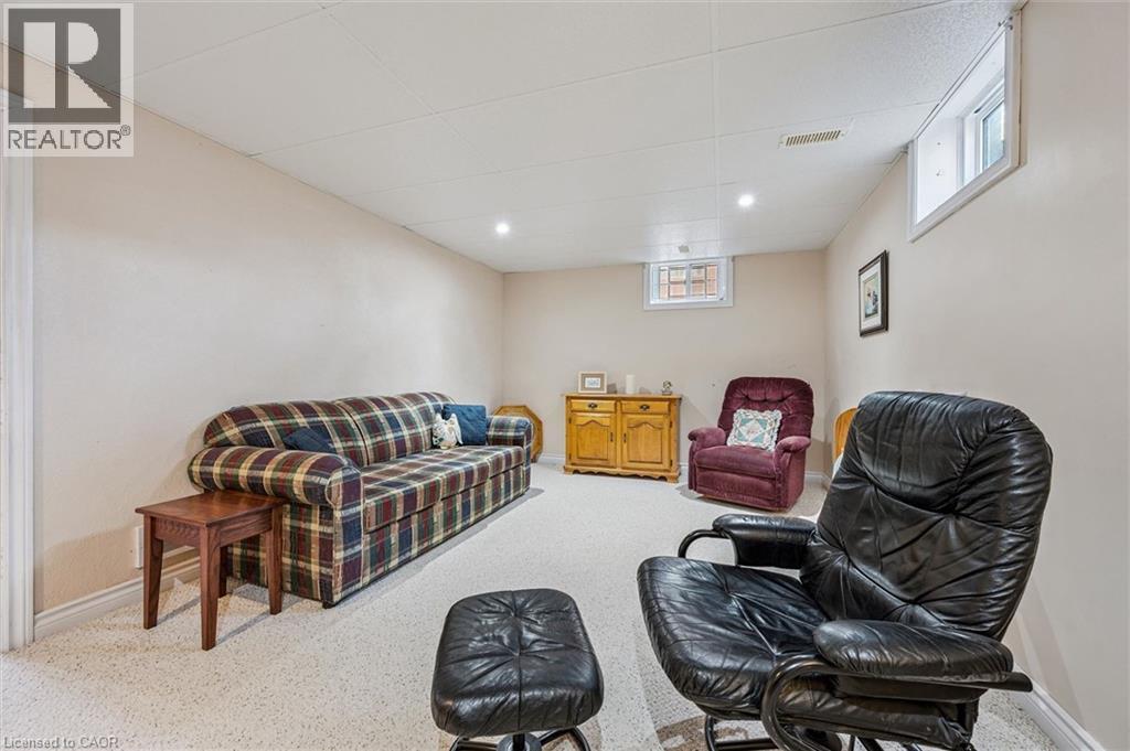 39 CHARLOTTE Crescent thumbnail 32