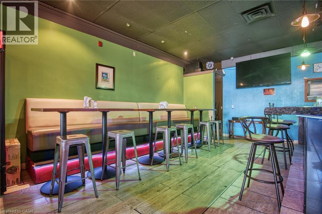 660 KING Street E thumbnail 10