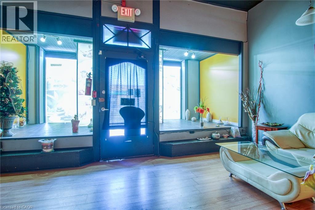 660 KING Street E thumbnail 17