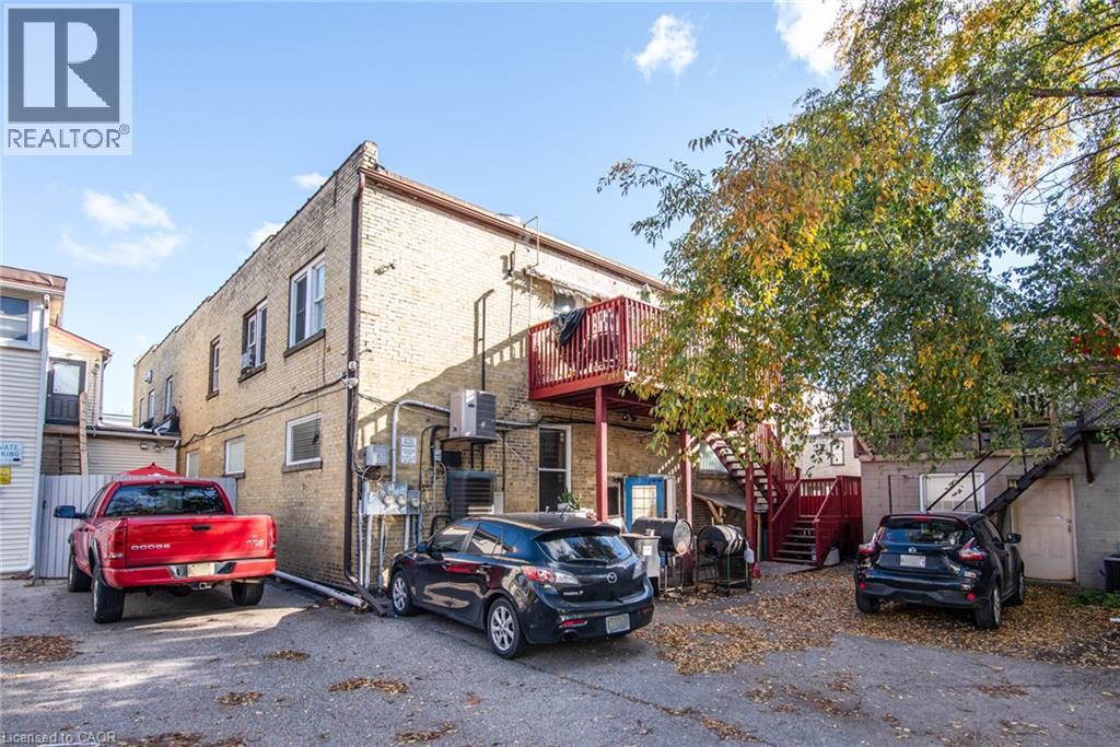 660 KING Street E thumbnail 2