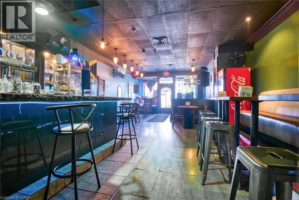 660 KING Street E thumbnail 7