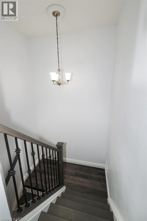 279 SANDOWNE Drive Unit# 32 thumbnail 18
