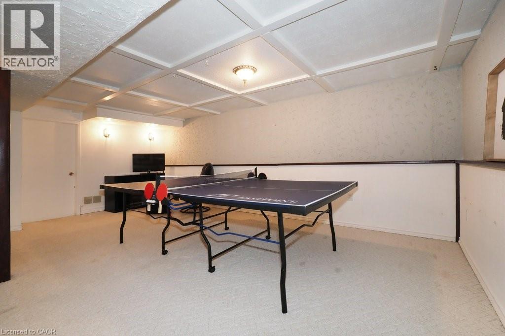 279 SANDOWNE Drive Unit# 32 thumbnail 32