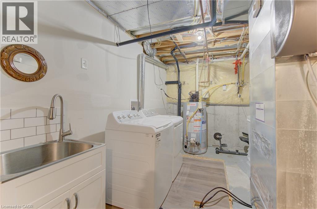 369 ZELLER Drive thumbnail 38