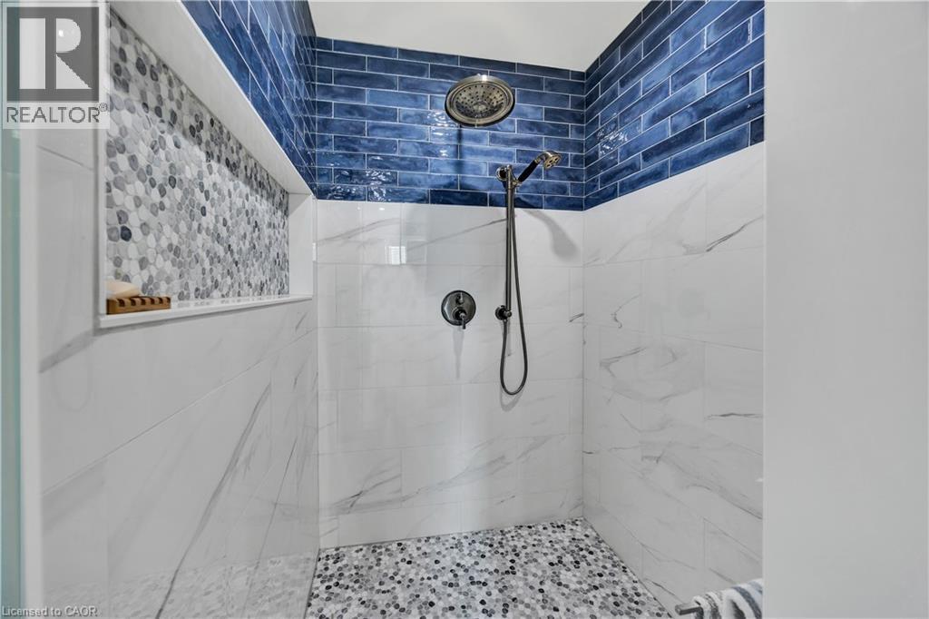 835 BRANDENBURG Boulevard thumbnail 25