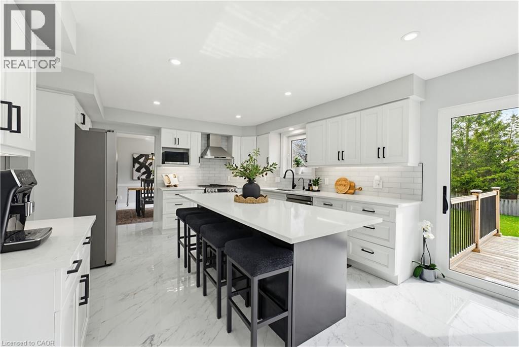 15 DANUBE Drive thumbnail 12