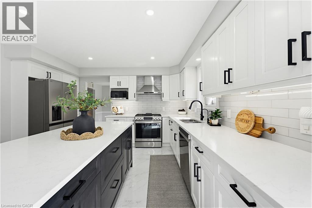 15 DANUBE Drive thumbnail 14