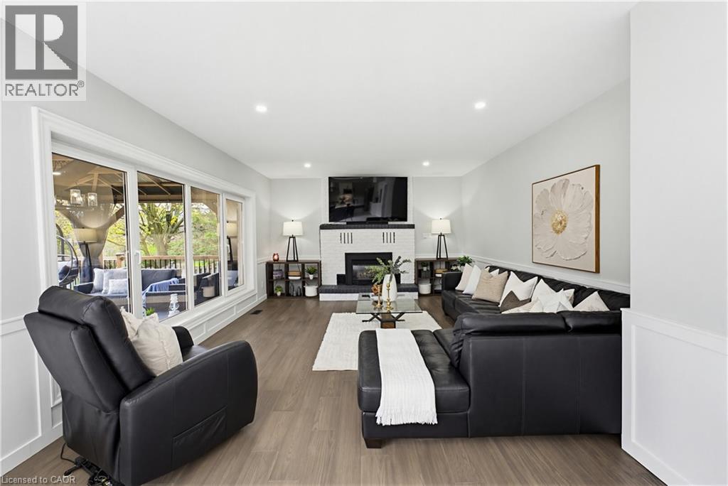15 DANUBE Drive thumbnail 16