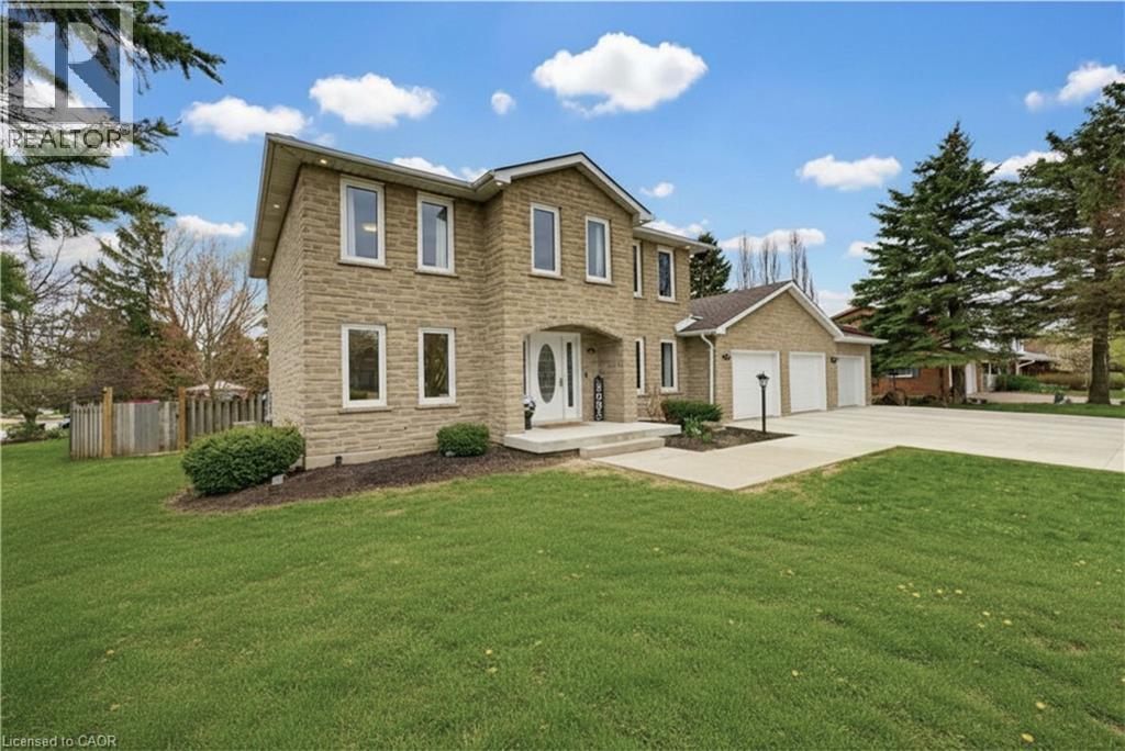 15 DANUBE Drive thumbnail 2