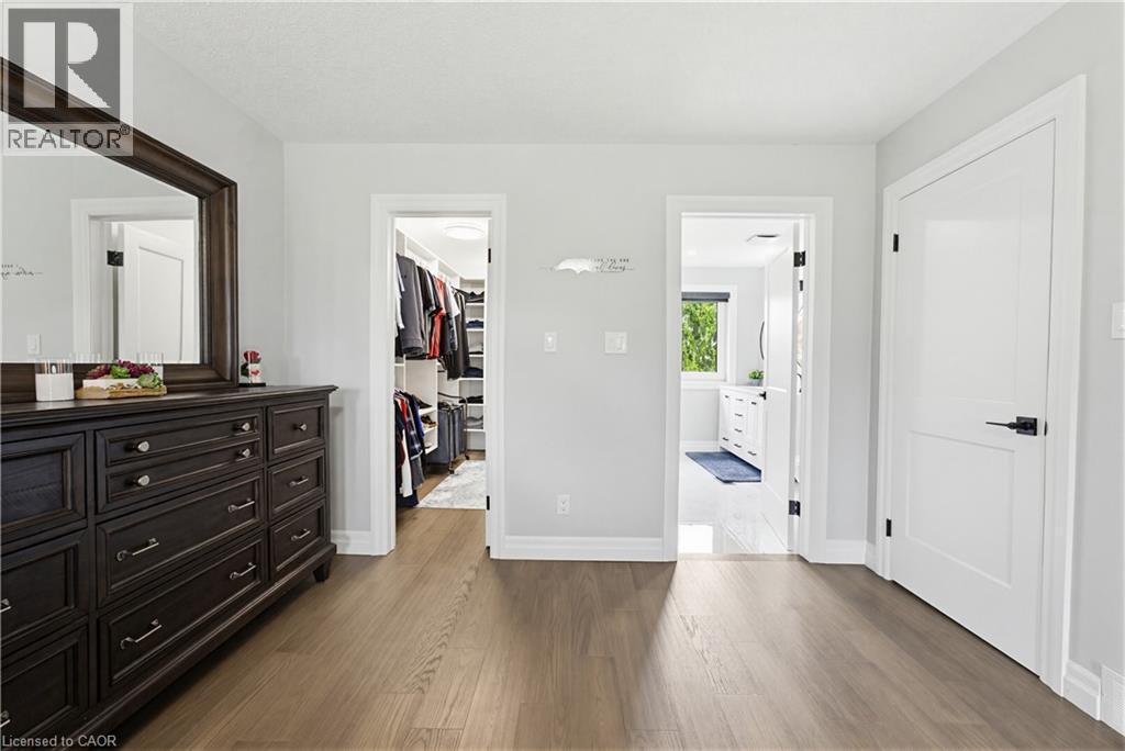 15 DANUBE Drive thumbnail 23