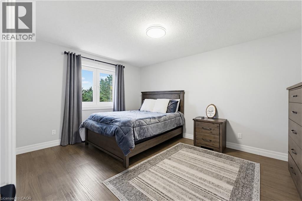 15 DANUBE Drive thumbnail 27