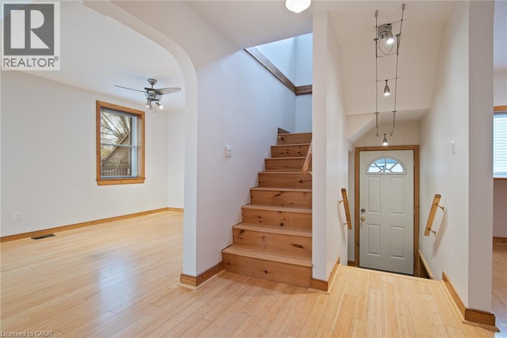 143 BRIDGEPORT Road thumbnail 28