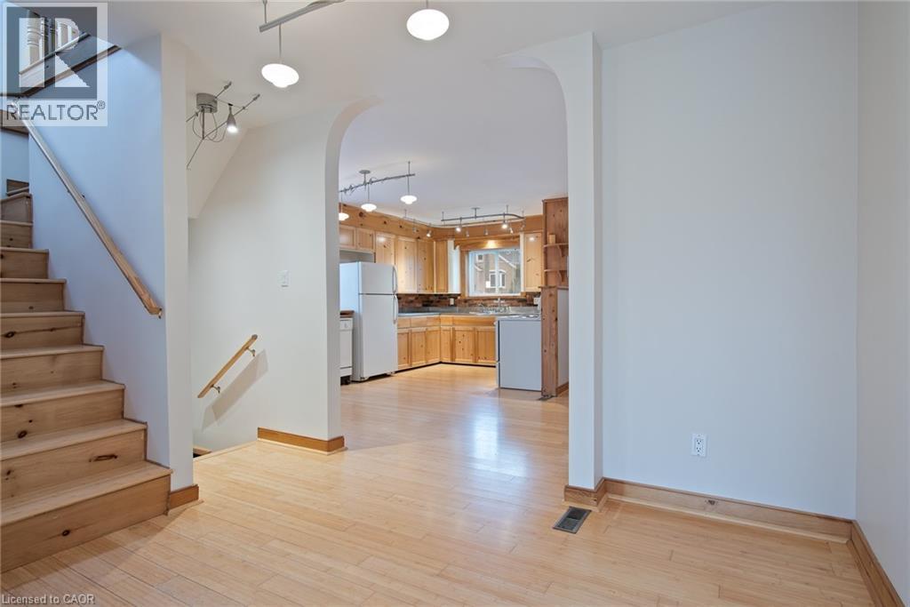 143 BRIDGEPORT Road thumbnail 29