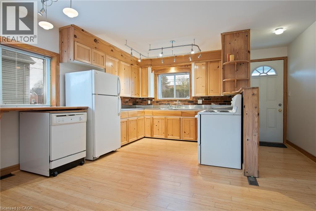 143 BRIDGEPORT Road thumbnail 30