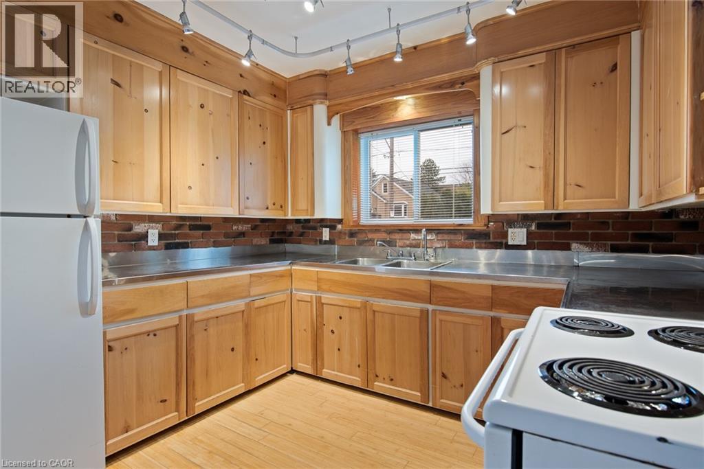 143 BRIDGEPORT Road thumbnail 32