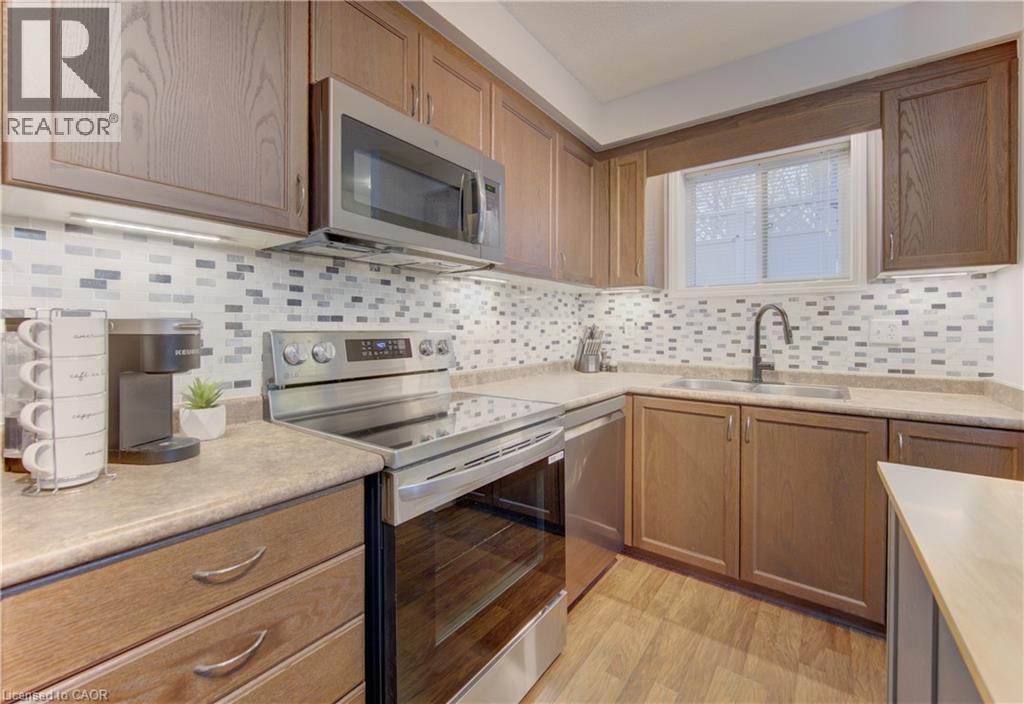 1941 OTTAWA Street S Unit# D12 thumbnail 14