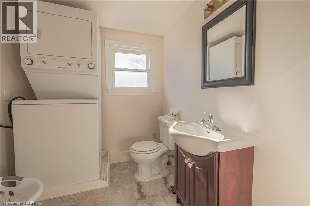 11 BELMONT Avenue W thumbnail 35