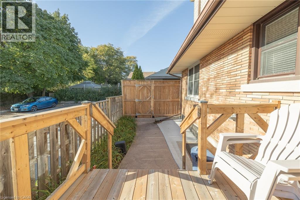 11 BELMONT Avenue W thumbnail 36