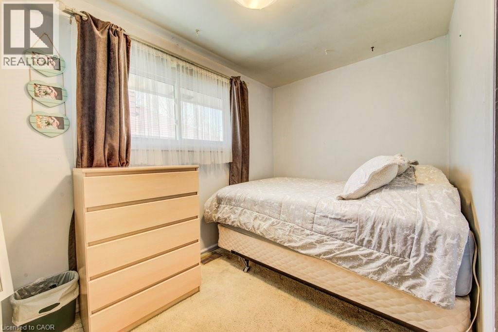 216 HUNGERFORD Road thumbnail 18