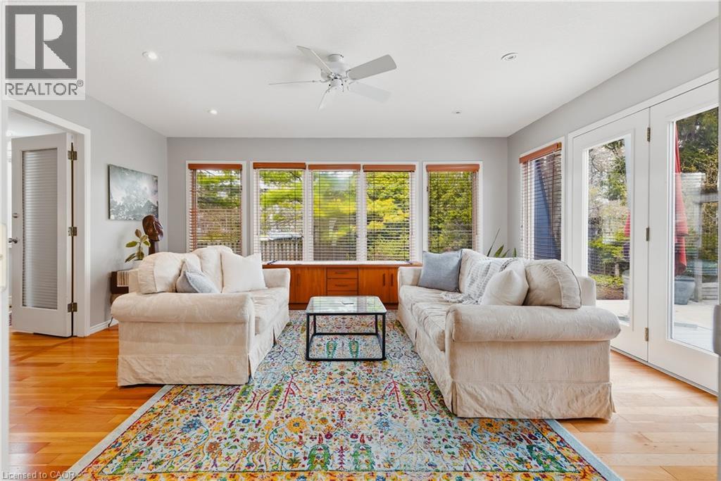 459 LEE Avenue thumbnail 16