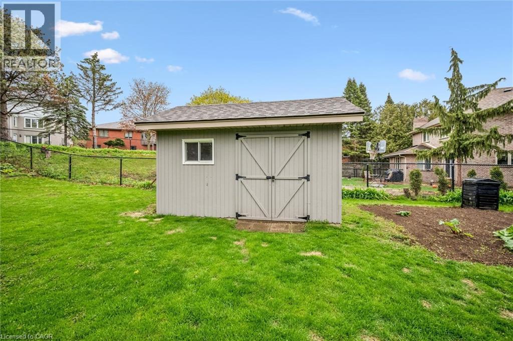 82 CORFIELD Drive thumbnail 43